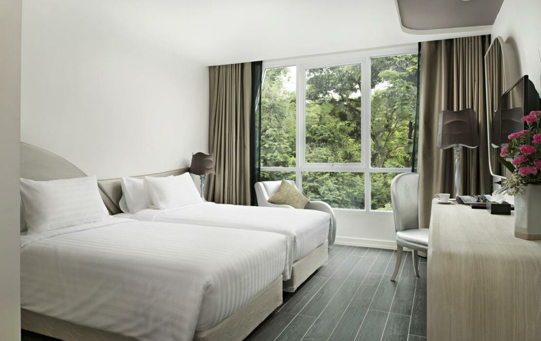 Le Tada Parkview Hotel