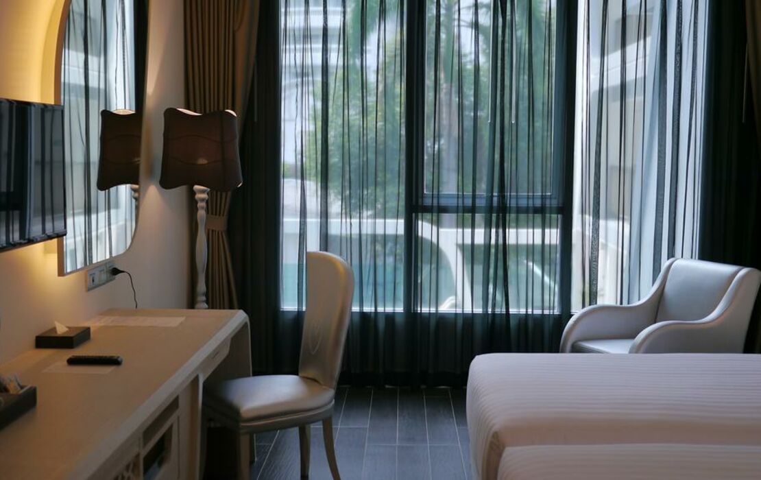 Le Tada Parkview Hotel