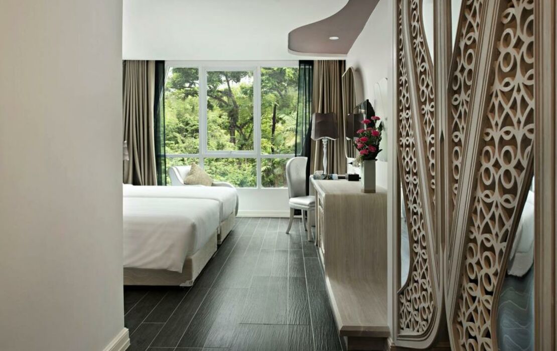 Le Tada Parkview Hotel