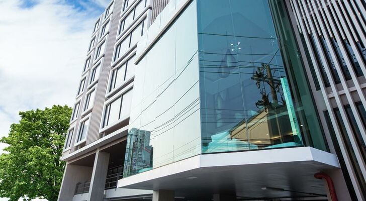 B2 Bangna Premier Hotel