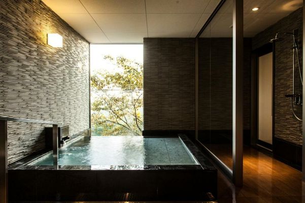 SETOUCHI RETREAT AONAGI by Onko Chishin