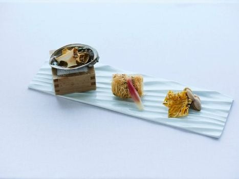 SETOUCHI RETREAT AONAGI by Onko Chishin