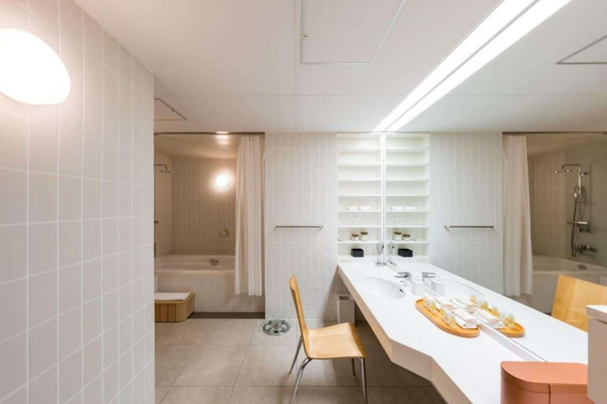 SETOUCHI RETREAT AONAGI by Onko Chishin