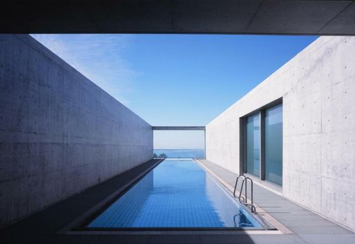 SETOUCHI RETREAT AONAGI by Onko Chishin