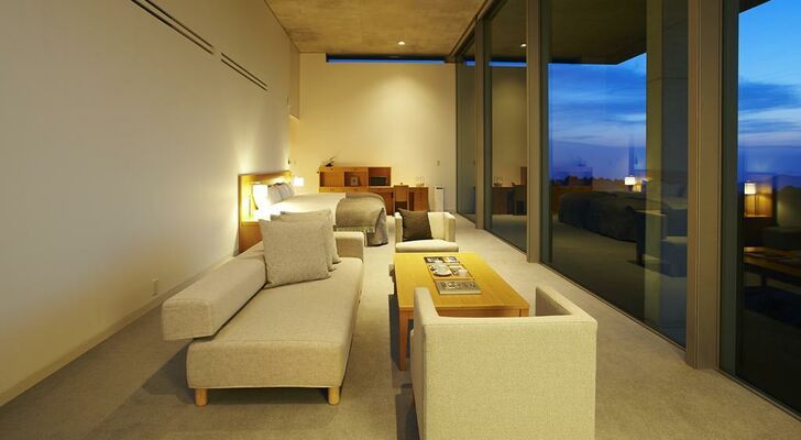 Setouchi Retreat Aonagi