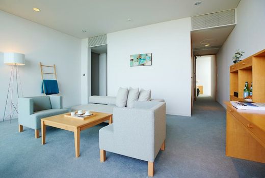 SETOUCHI RETREAT by Onko Chishin
