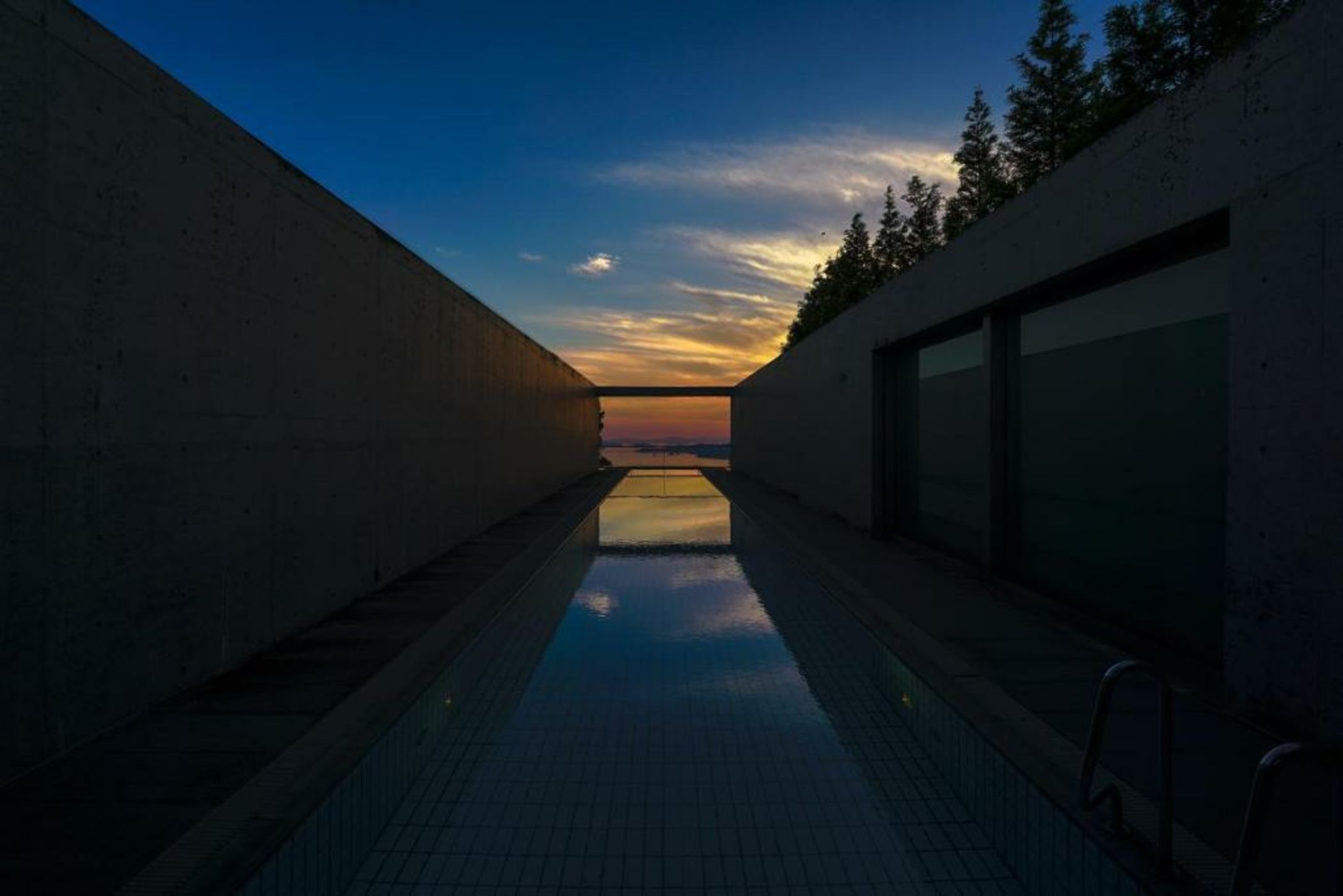 SETOUCHI RETREAT by Onko Chishin