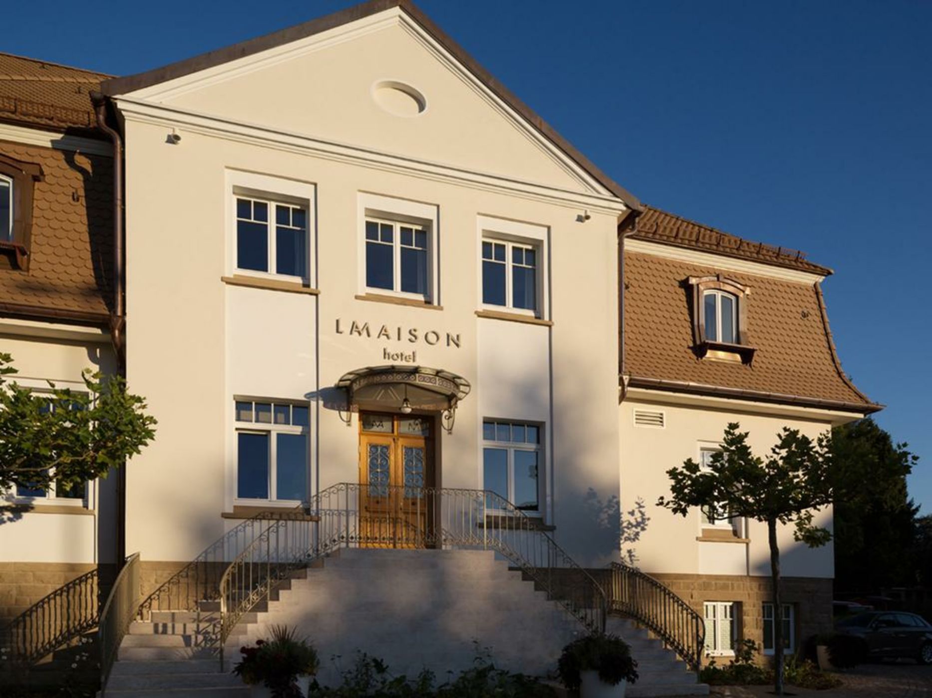 La Maison Hotel