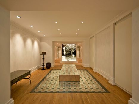 La Maison Hotel