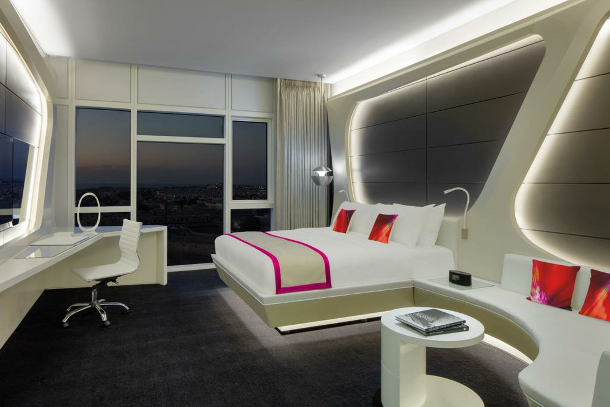 V Hotel Dubai, Curio Collection by Hilton