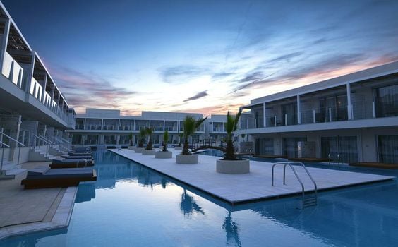 Insula Alba Resort & Spa (Adults Only)