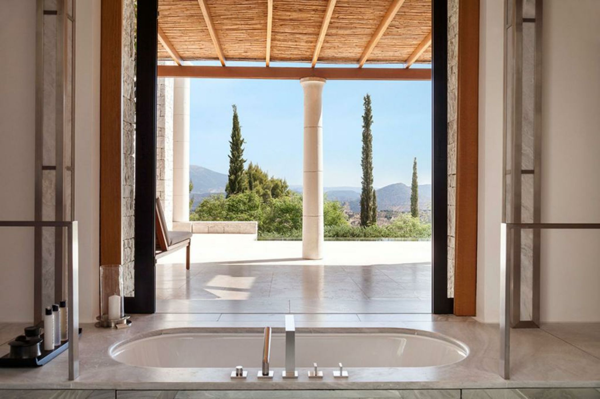 Amanzoe