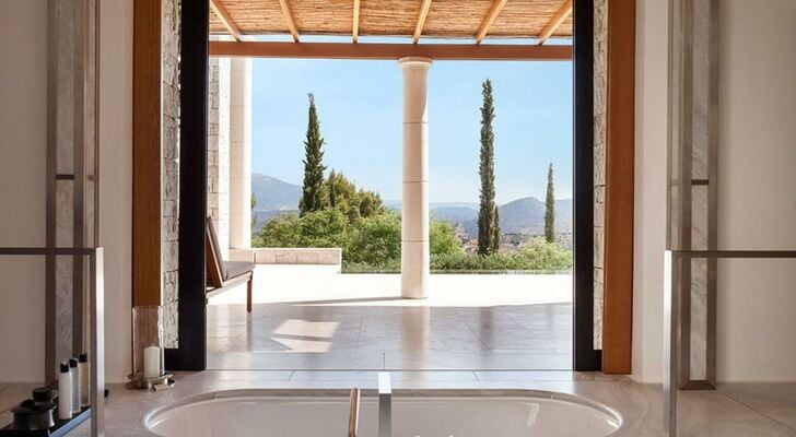 Amanzoe