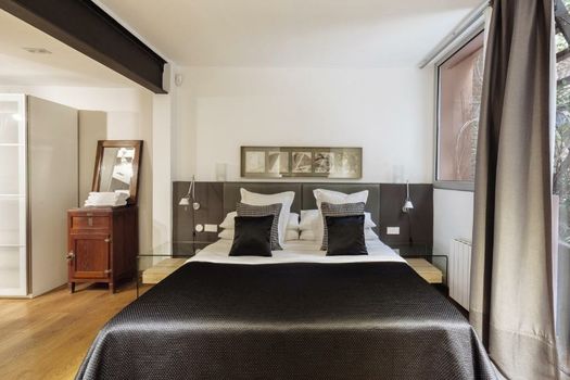 ArtlifeBCN Urban Oasis Apartment