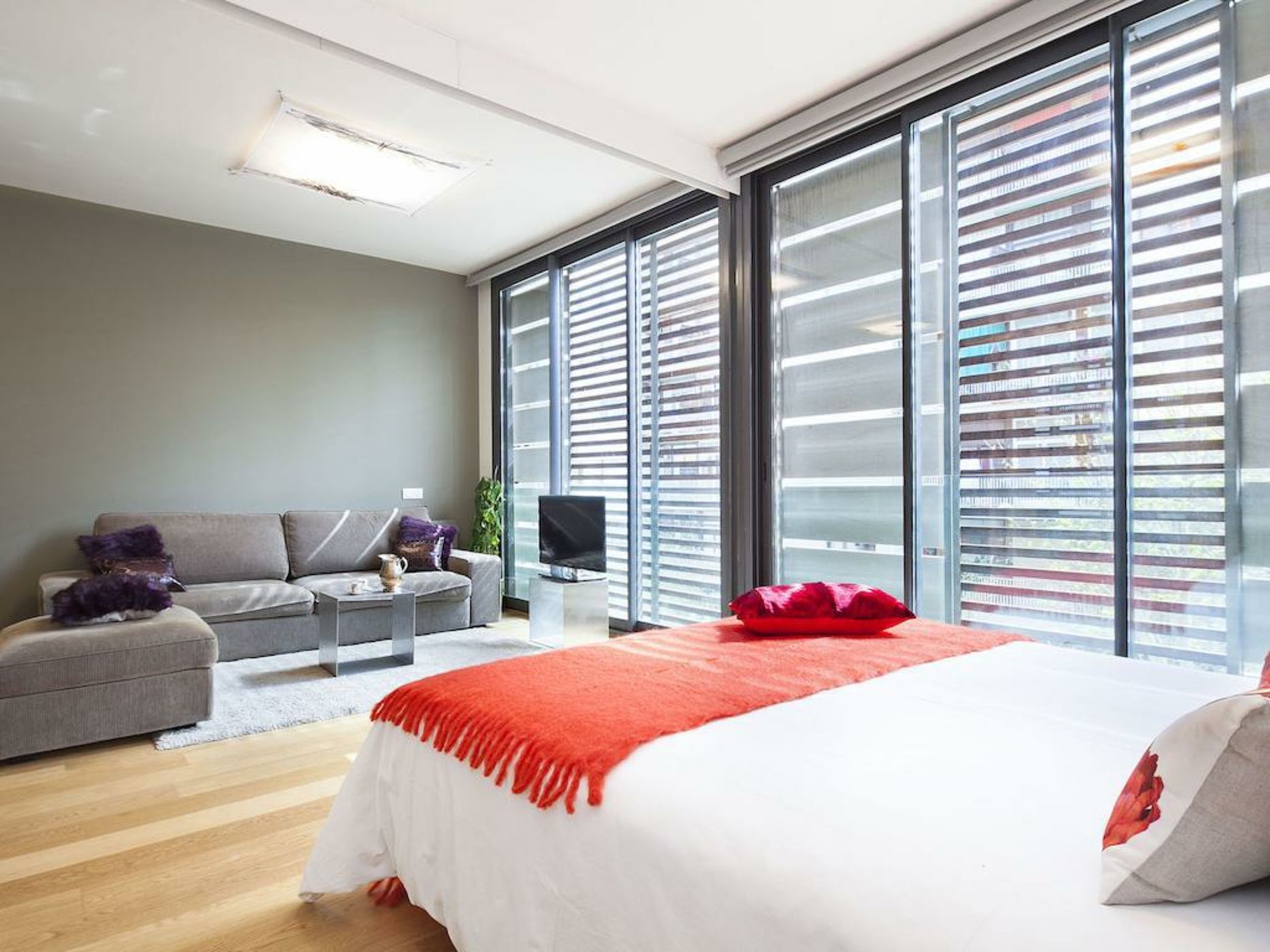 My Space Barcelona Pool City Center