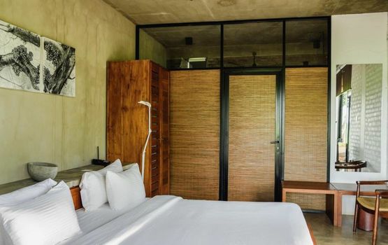 Kalundewa Retreat