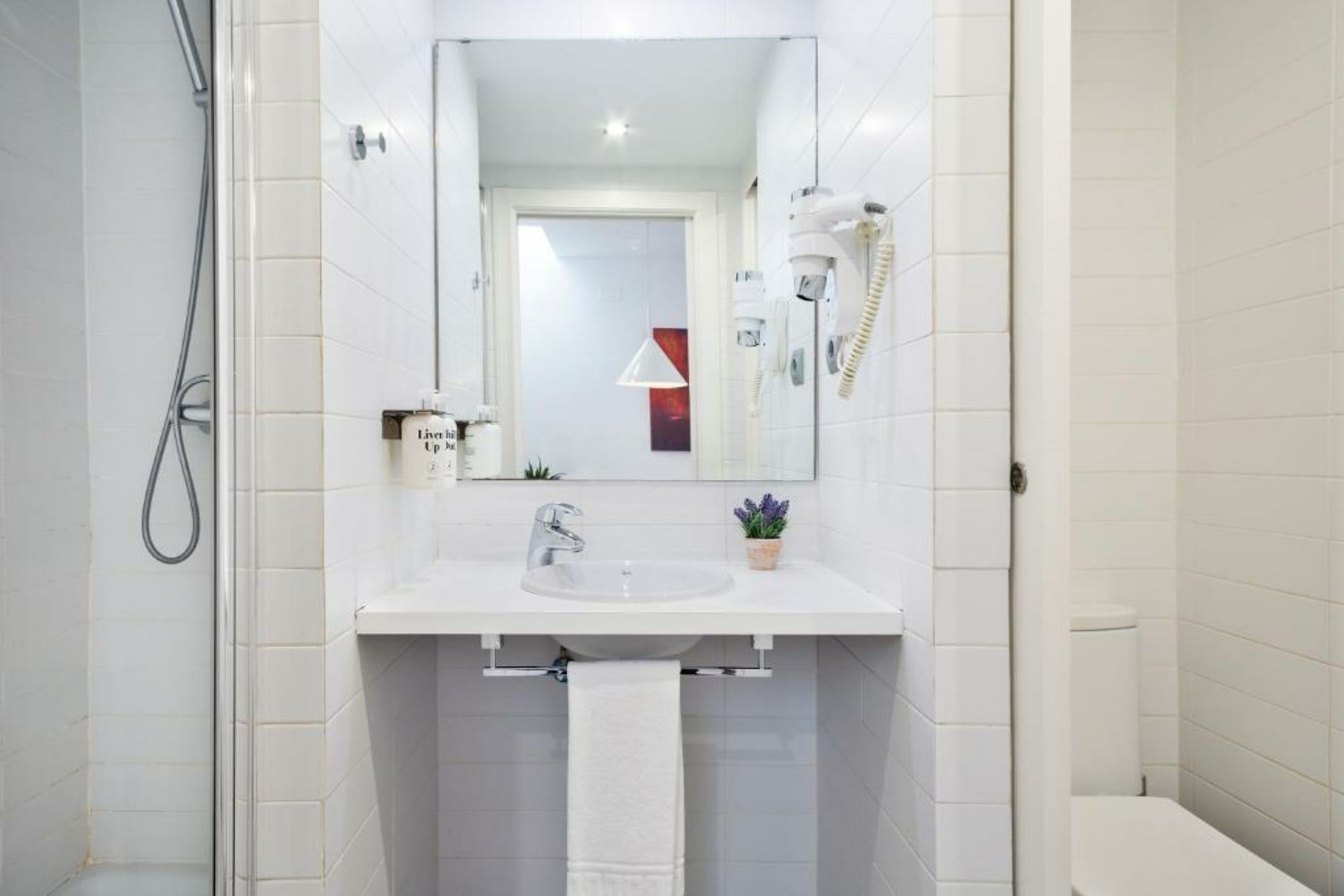 Sitges Group Blue&White