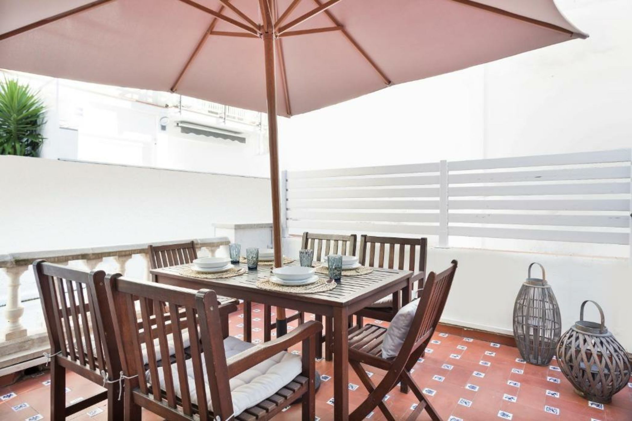 Sitges Group Blue&White