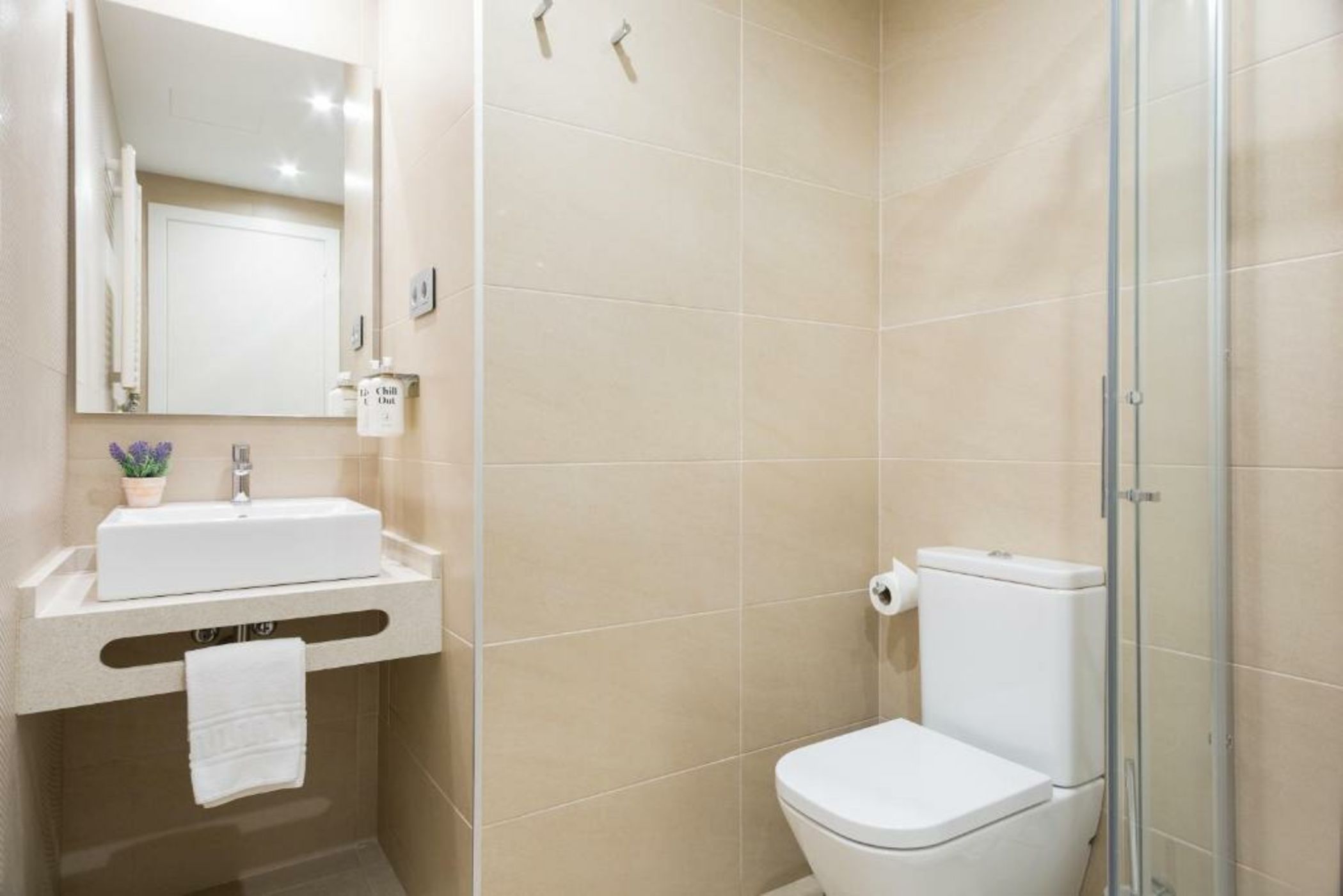 Sitges Group Blue&White