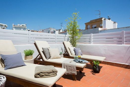Sitges Group Blue&White