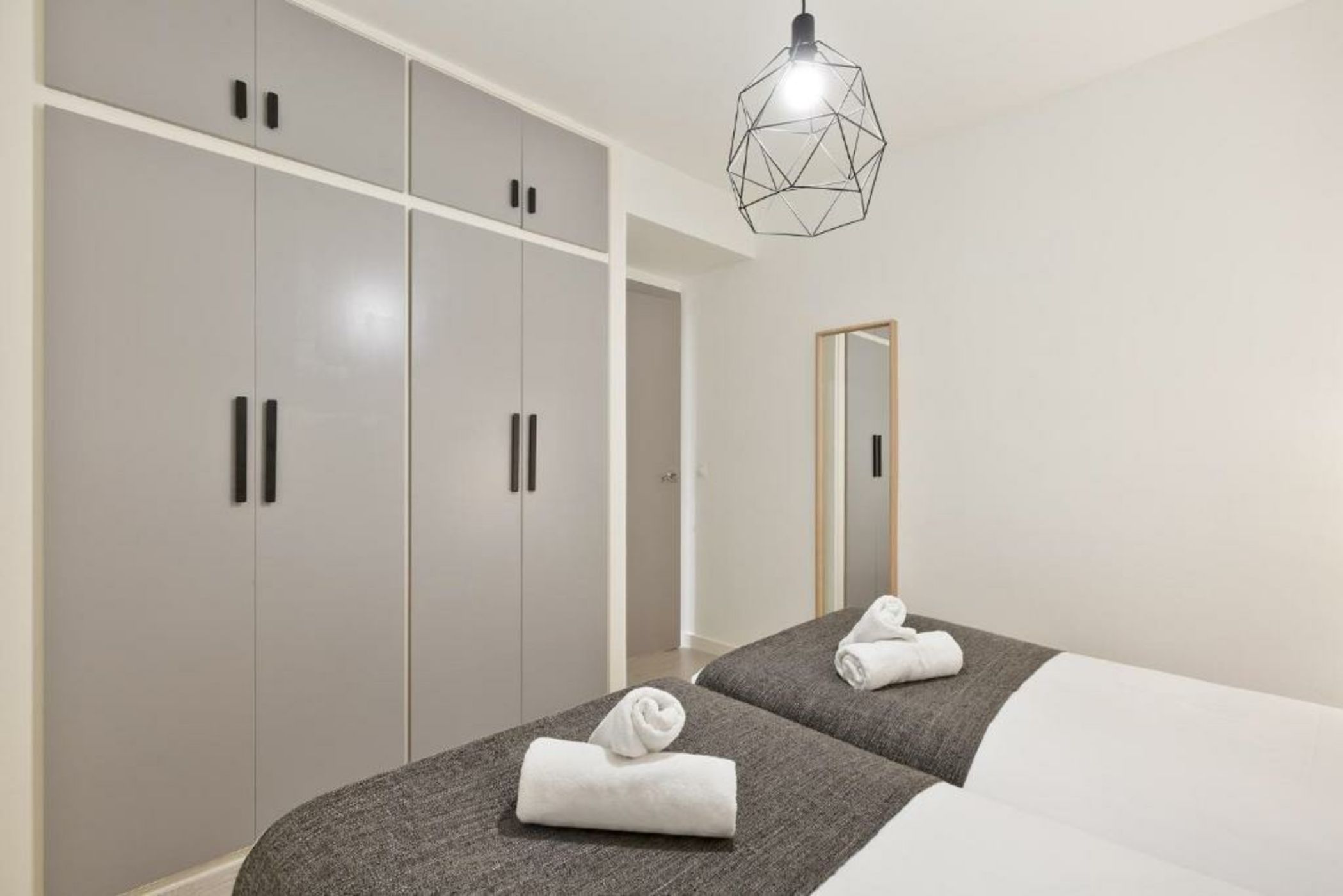 Sitges Group Blue&White