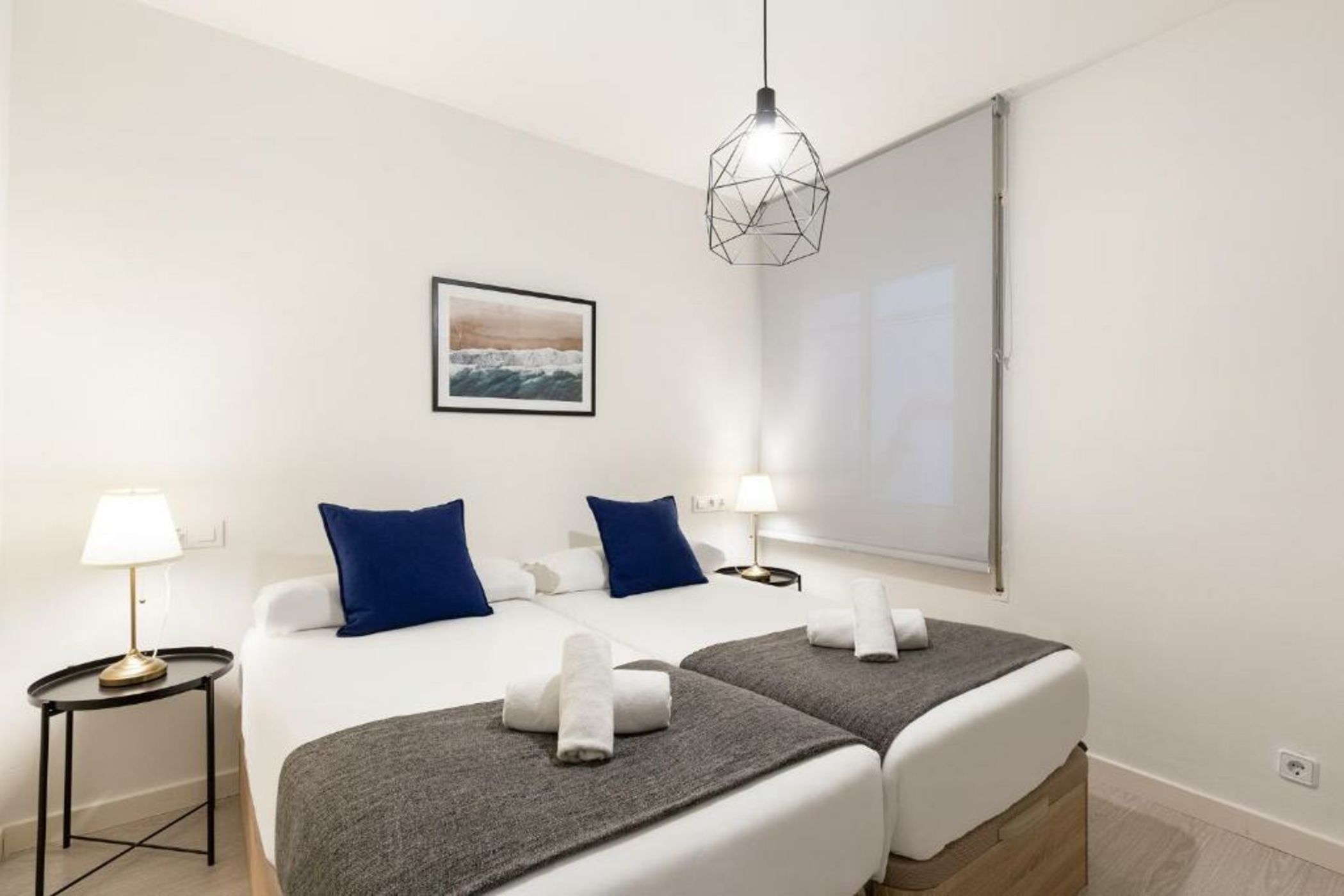 Sitges Group Blue&White