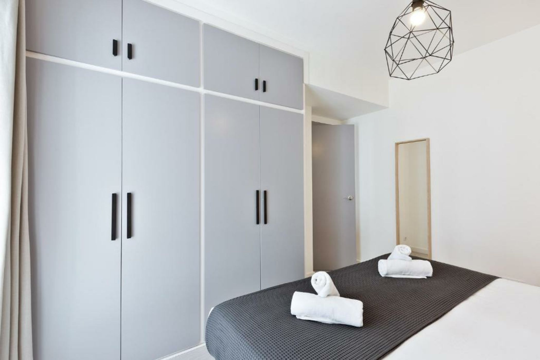 Sitges Group Blue&White