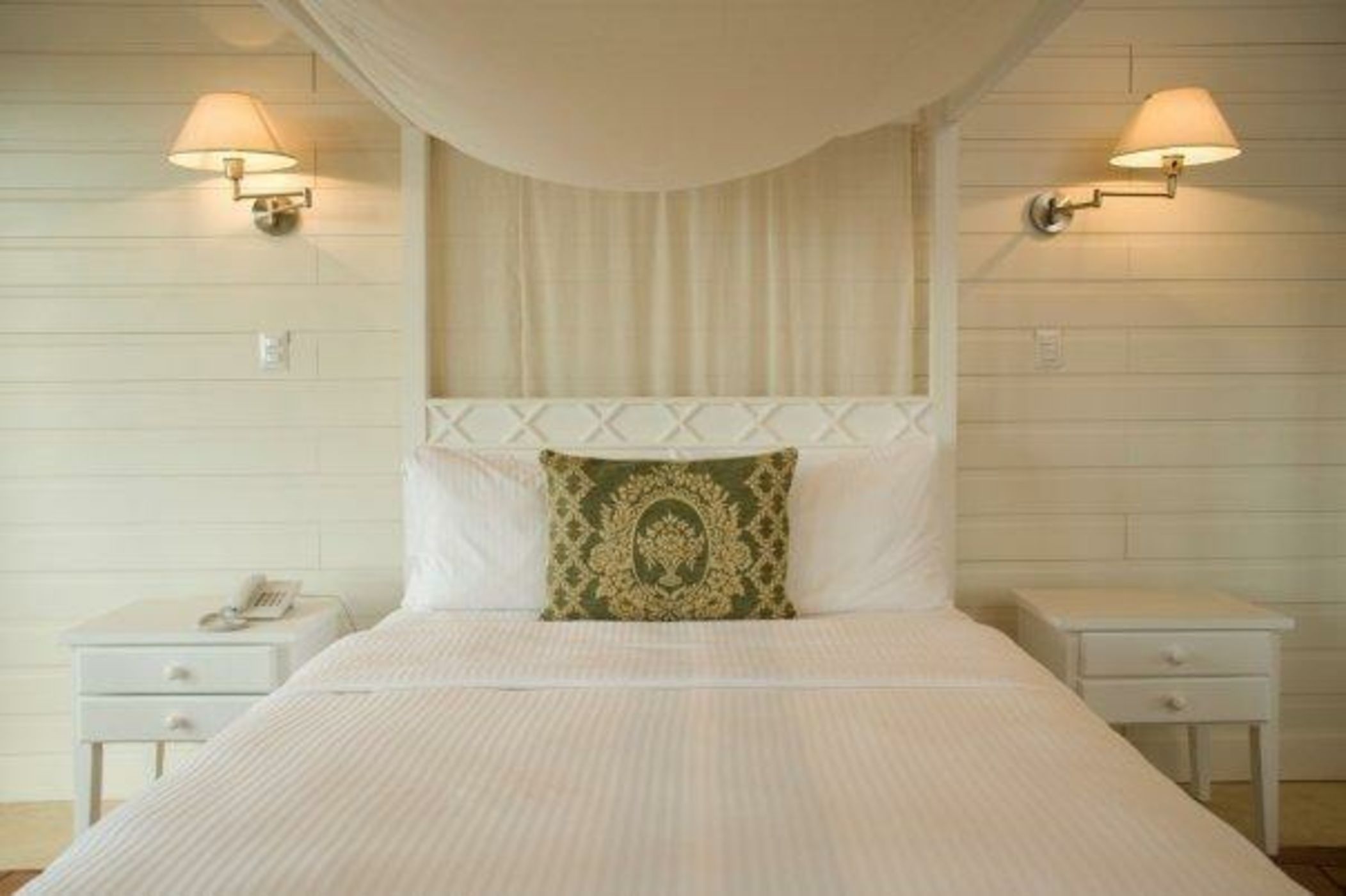 Asclepios Wellness & Healing Retreat