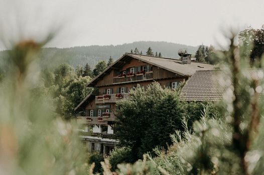 Les Roches Fleuries
