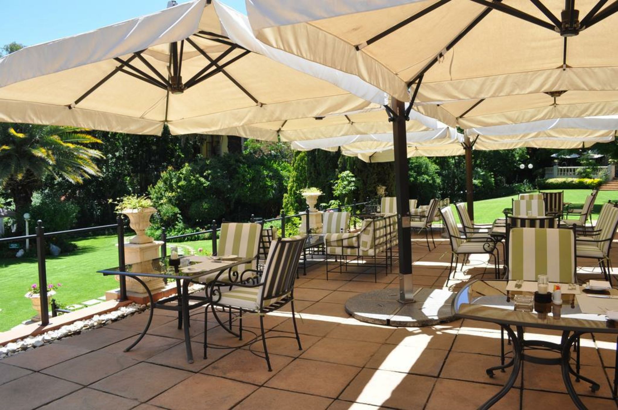 Fairlawns Boutique Hotel & Spa