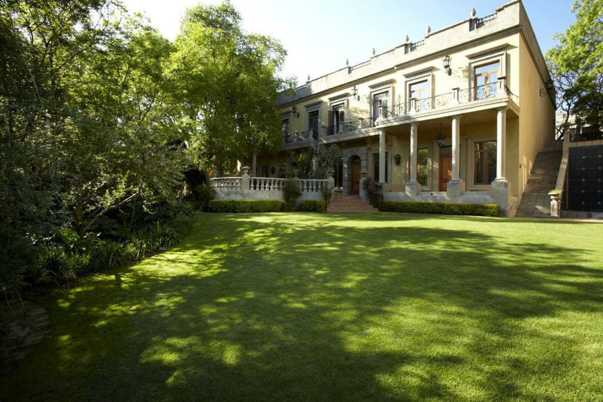 Fairlawns Boutique Hotel & Spa