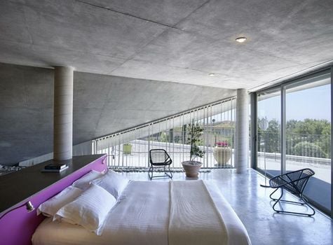 Leivatho Hotel