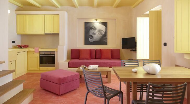 Voreina Gallery Suites