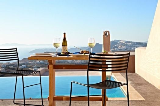 Voreina Gallery Suites