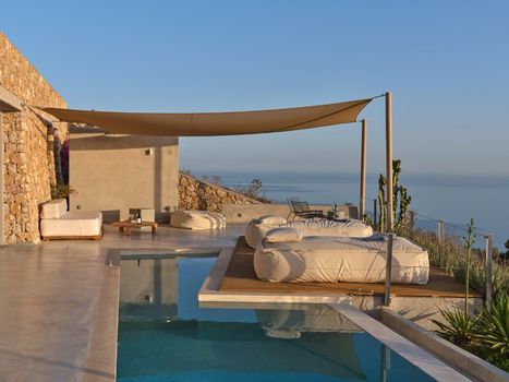 Santorini Heights