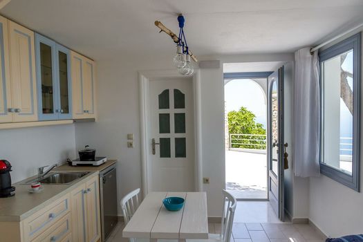 Enastron Suites