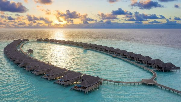 Anantara Kihavah Maldives Villas