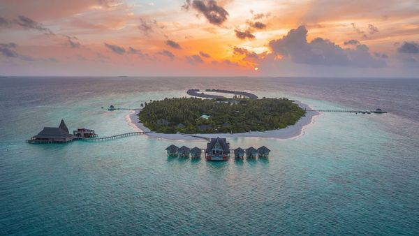 Anantara Kihavah Maldives Villas