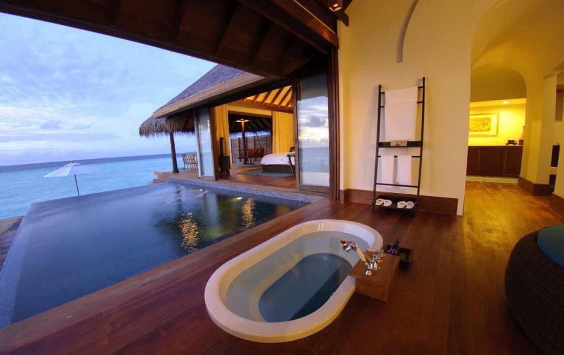 Anantara Kihavah Maldives Villas