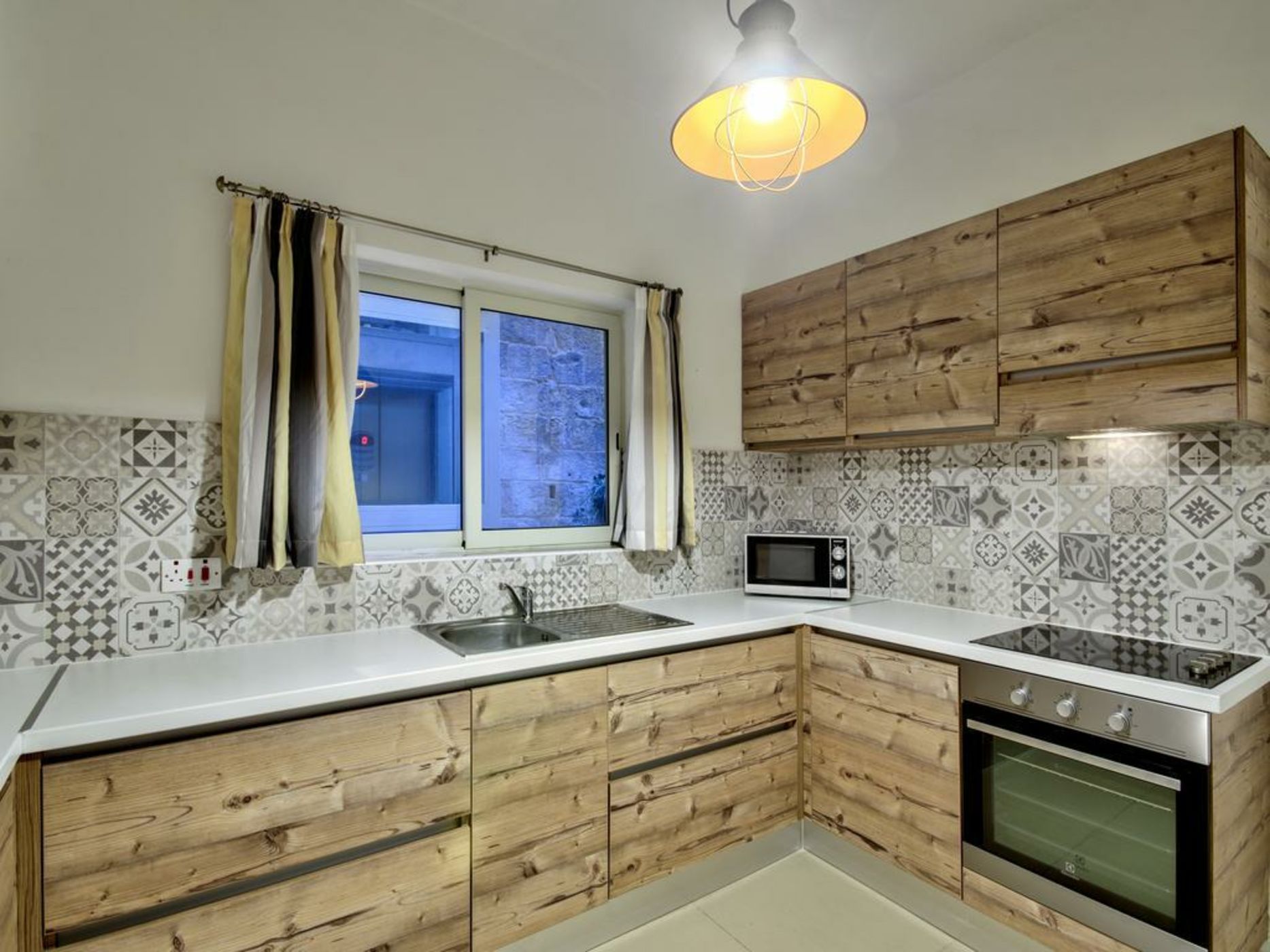 Valletta Collection - V45