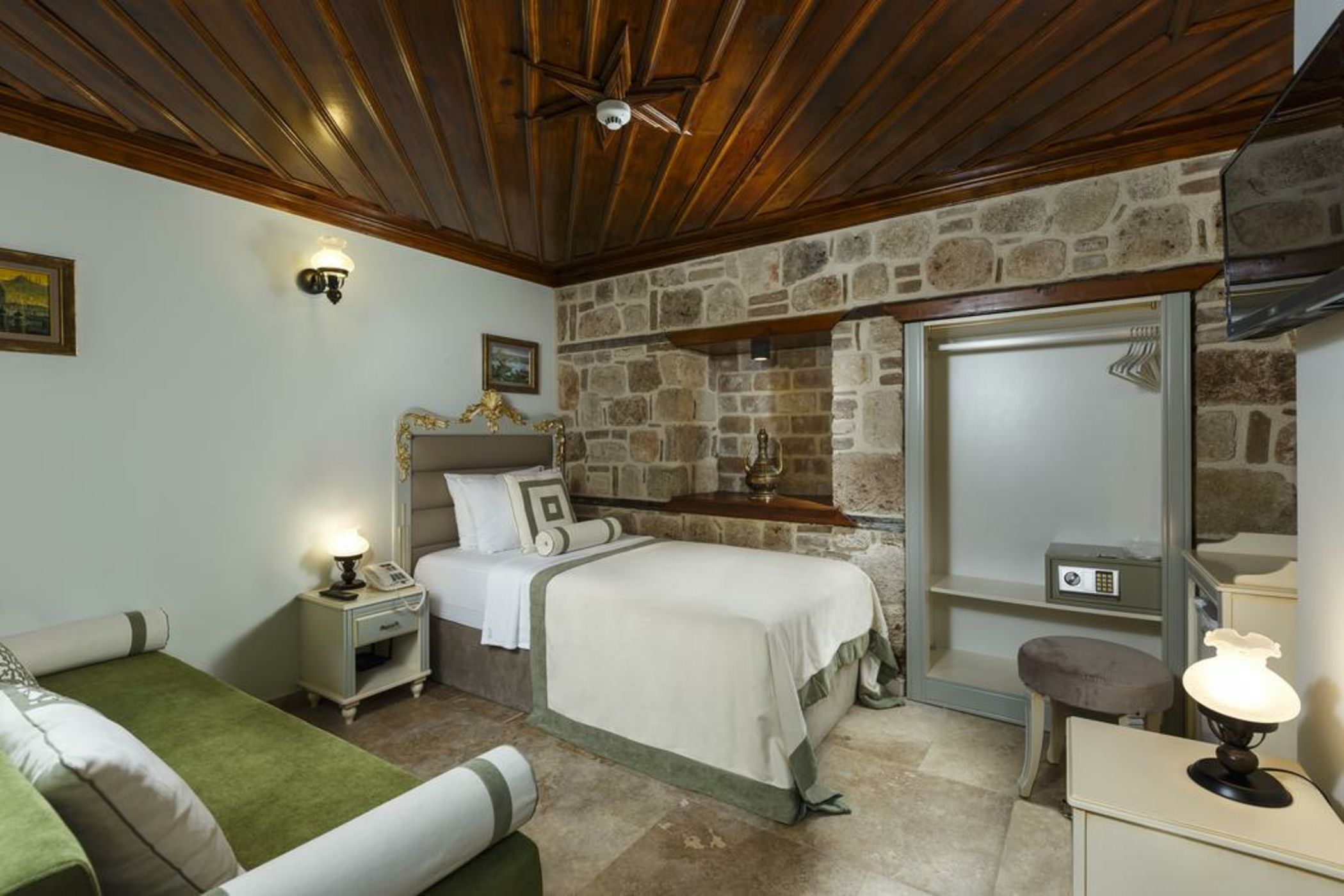 Hotel 1207 Special Class