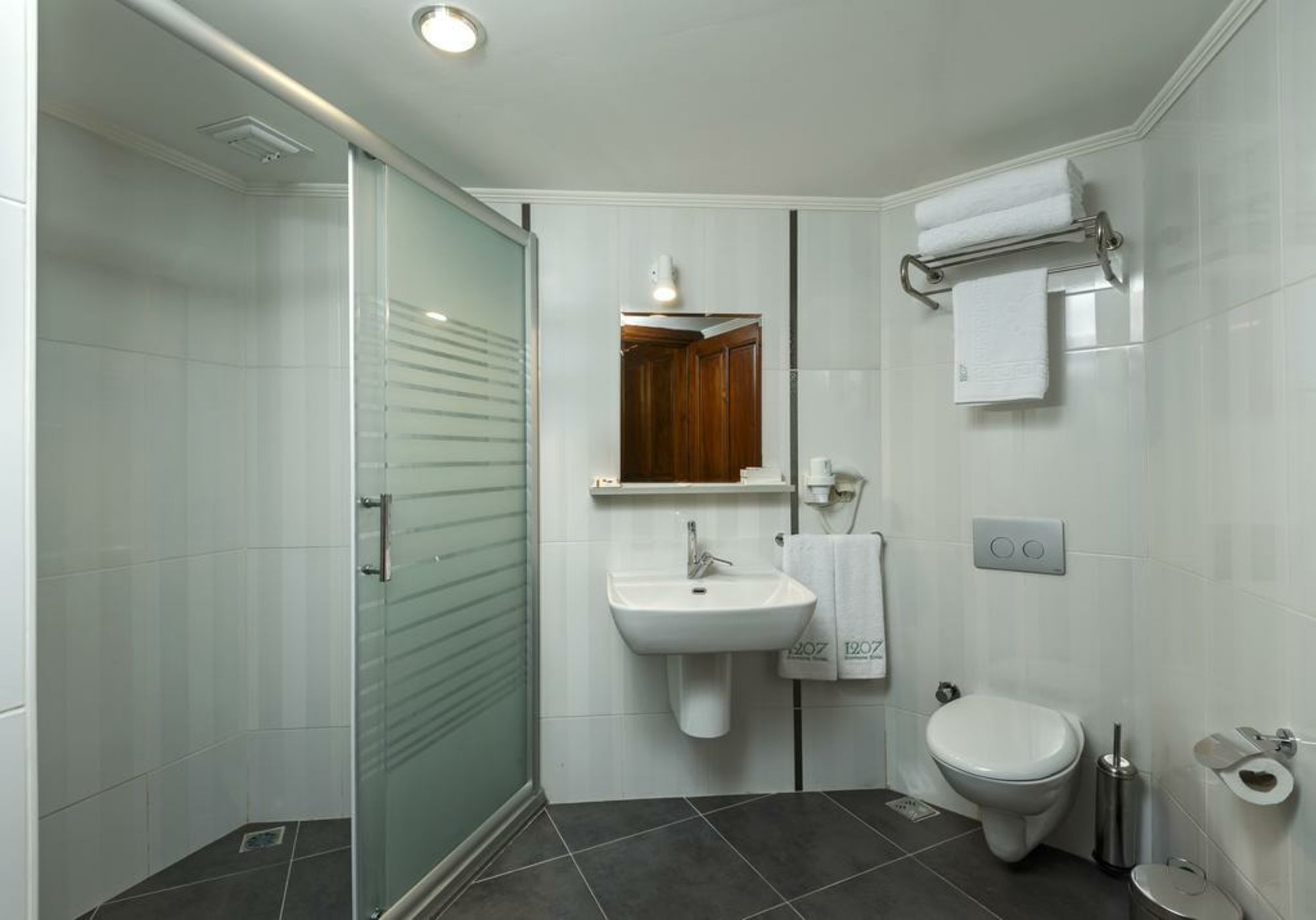 Hotel 1207 Special Class