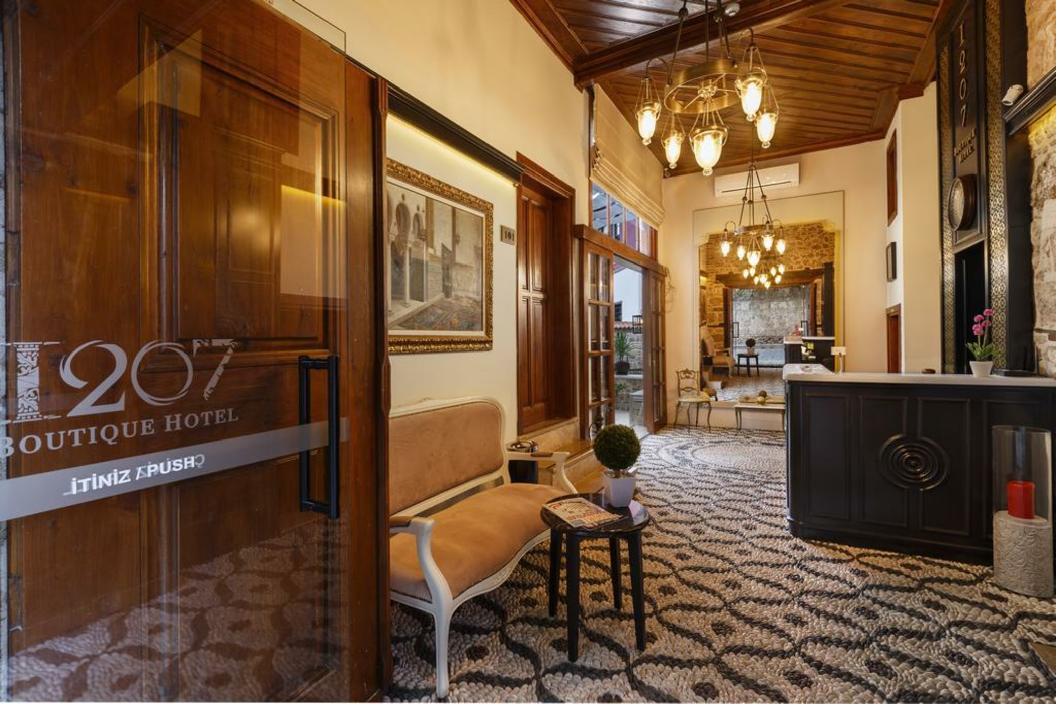 Hotel 1207 Special Class