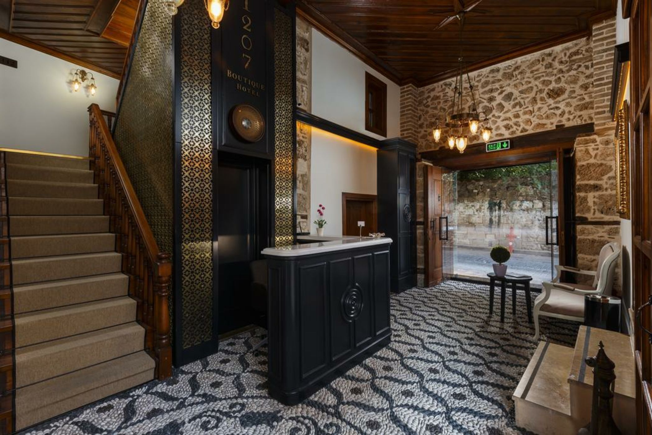 Hotel 1207 Special Class