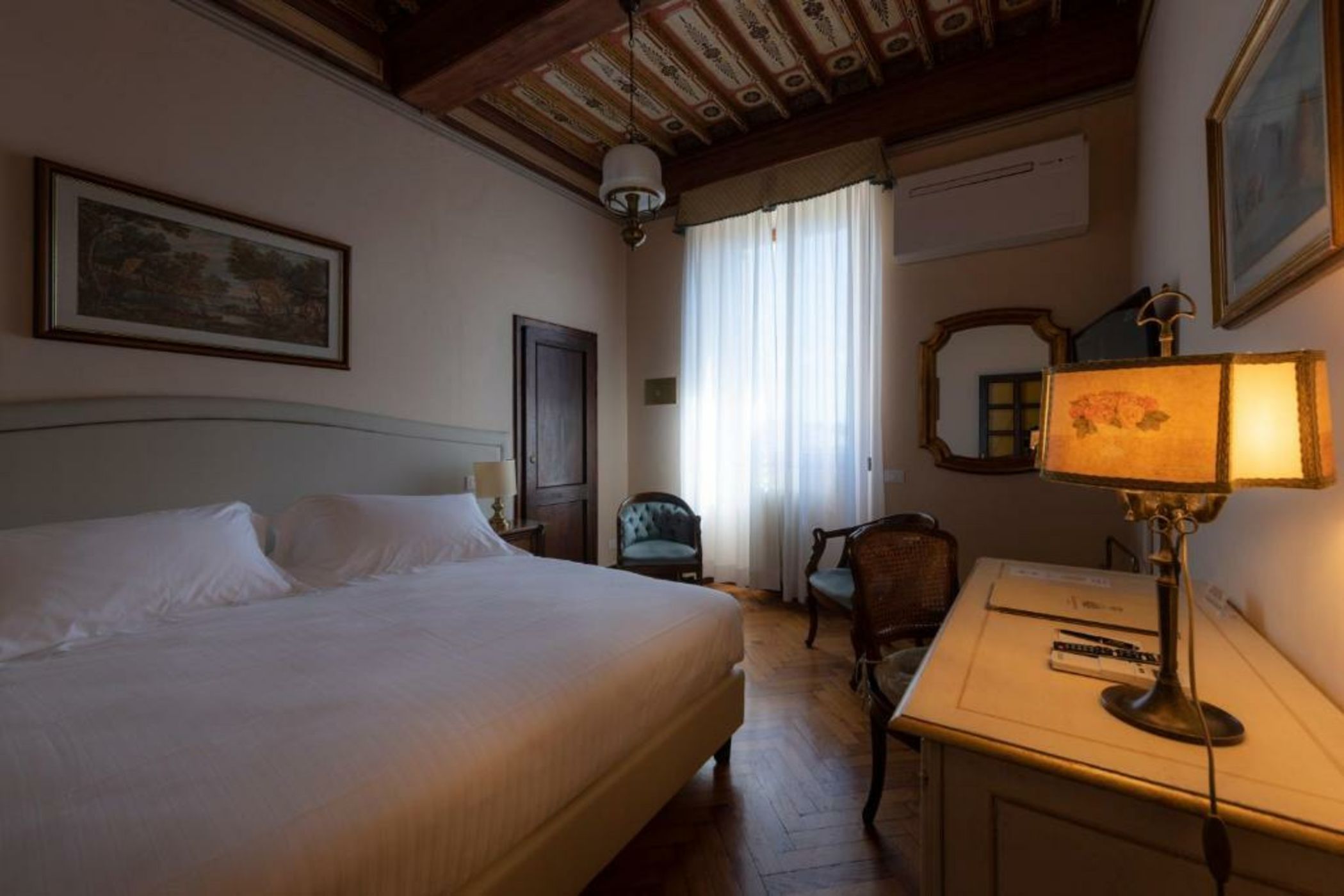 Villa Scacciapensieri Boutique Hotel