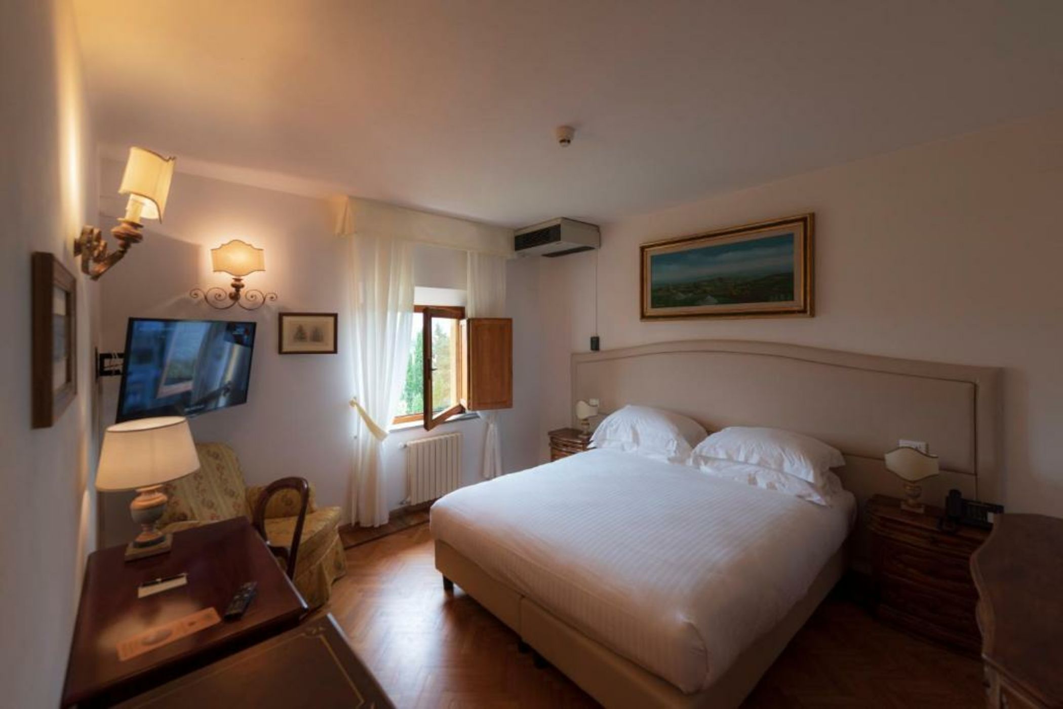 Villa Scacciapensieri Boutique Hotel