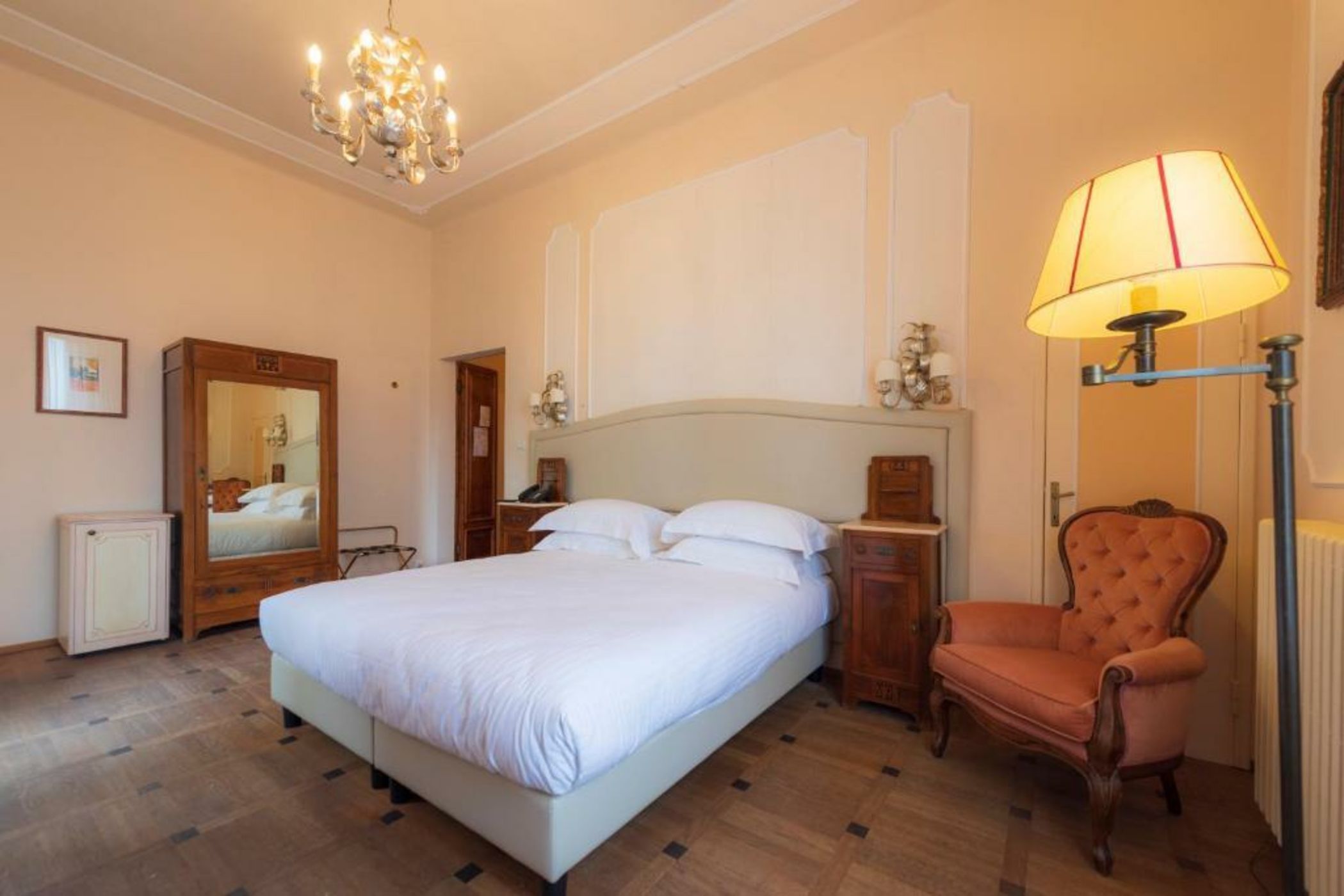 Villa Scacciapensieri Boutique Hotel