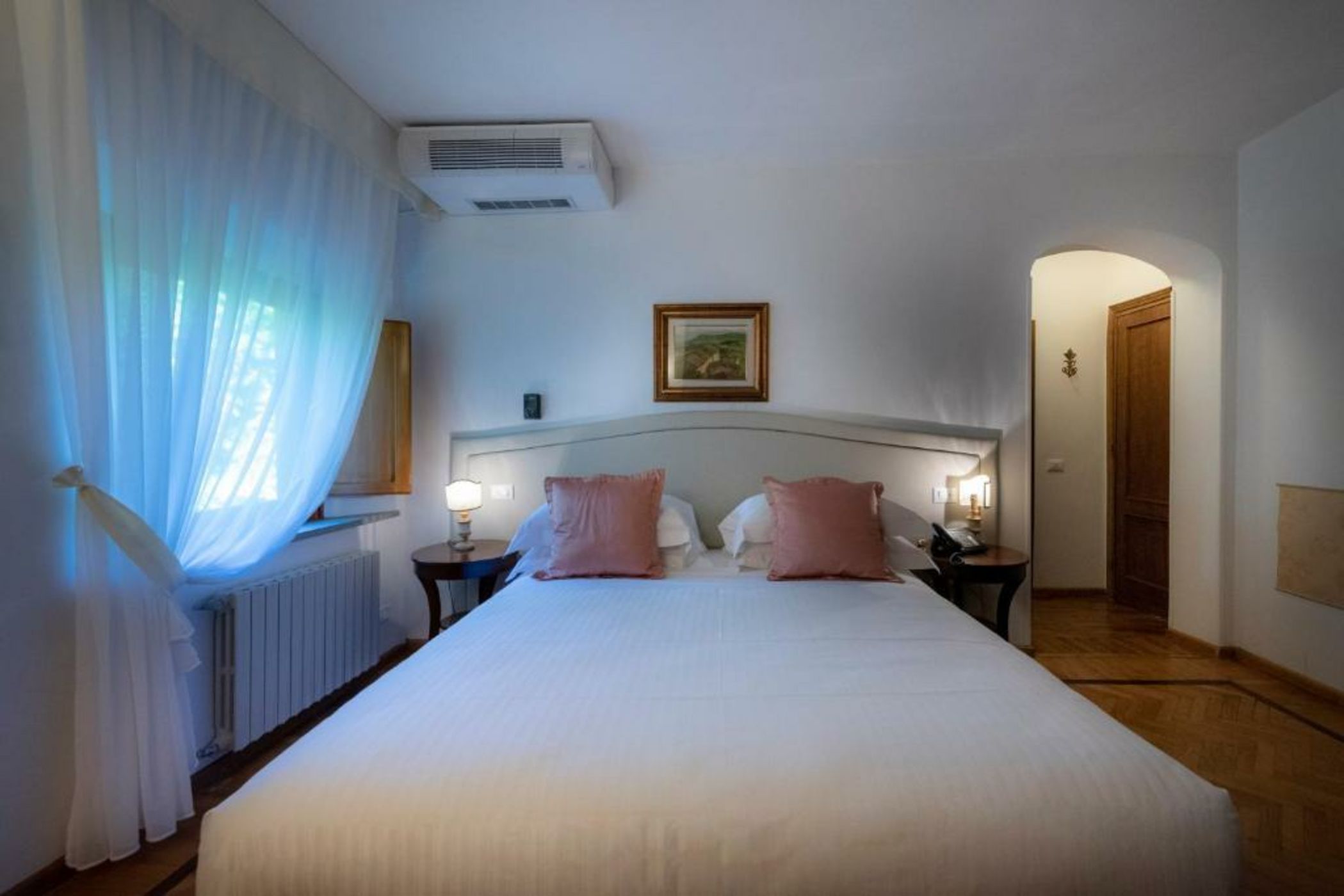 Villa Scacciapensieri Boutique Hotel