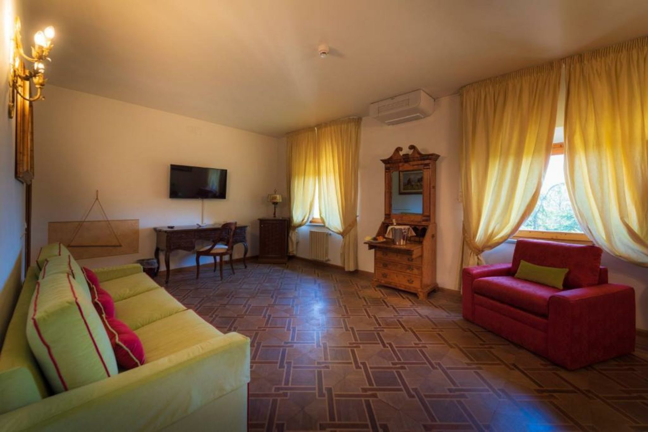 Villa Scacciapensieri Boutique Hotel