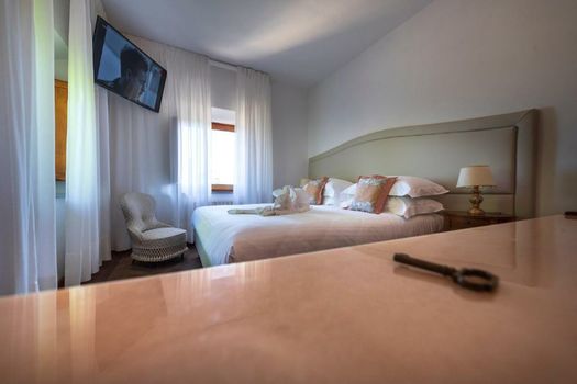 Villa Scacciapensieri Boutique Hotel